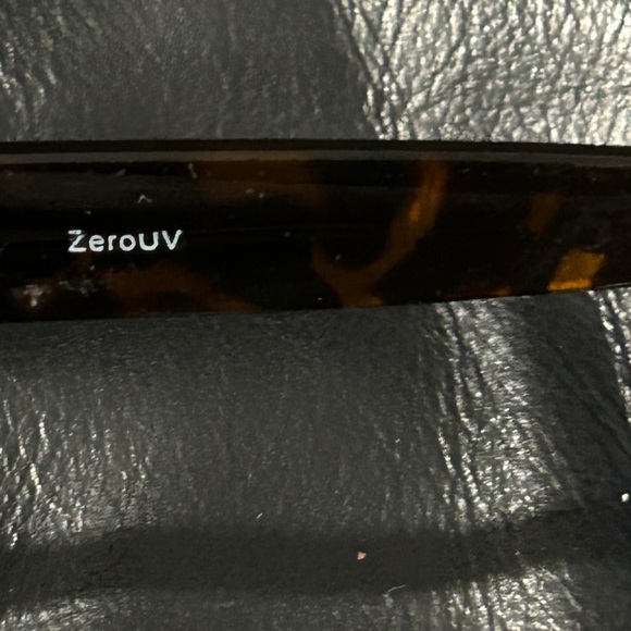 ZeroUV Tortoise Shell Cat-Eye Sunglasses - Picture 6 of 10